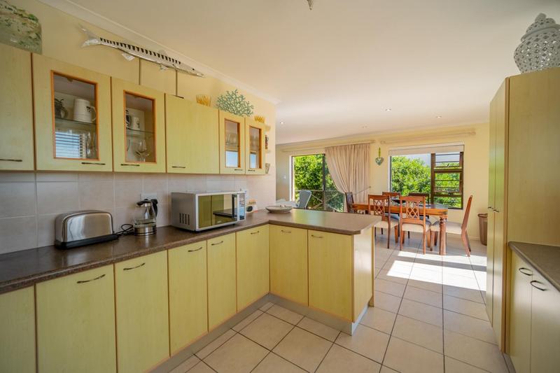 4 Bedroom Property for Sale in Aston Bay Eastern Cape